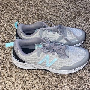 New Balance Women’s Sneaker Size 8.5